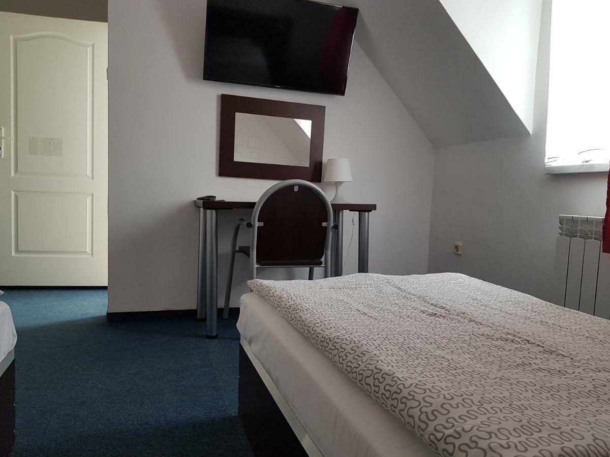 Hotelik Pod BaranamiSiechnice エクステリア 写真